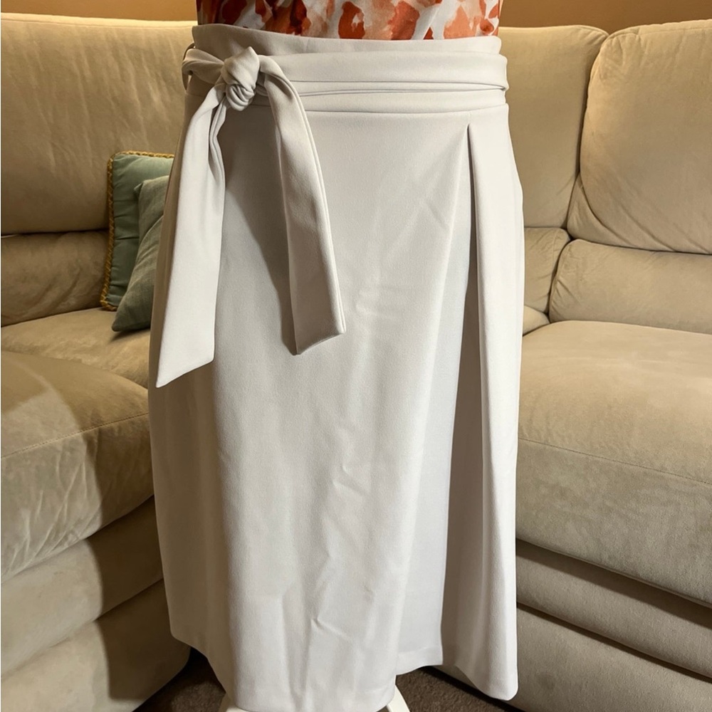 Worthington white skirt